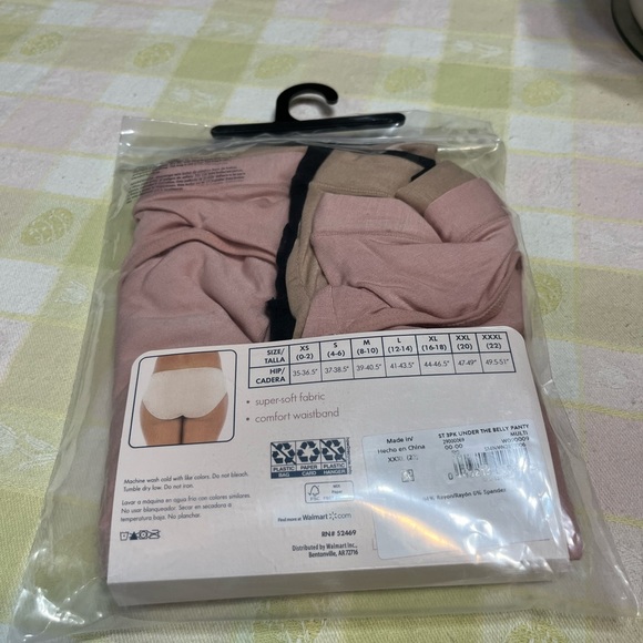 /- Secret Treasures Maternity Panty Rayon Spandex 3 pair XXXL (22) NEW - Picture 3 of 5